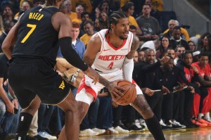 皇冠体育官方网站-集结日NBA总决赛传出新动向，休斯敦火箭止住颓势，管理层表态：悬念犹存，临场指挥获称赞(NBA火箭队最新新闻)